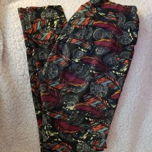 LulaRoe OS Mandala and feather print leggings